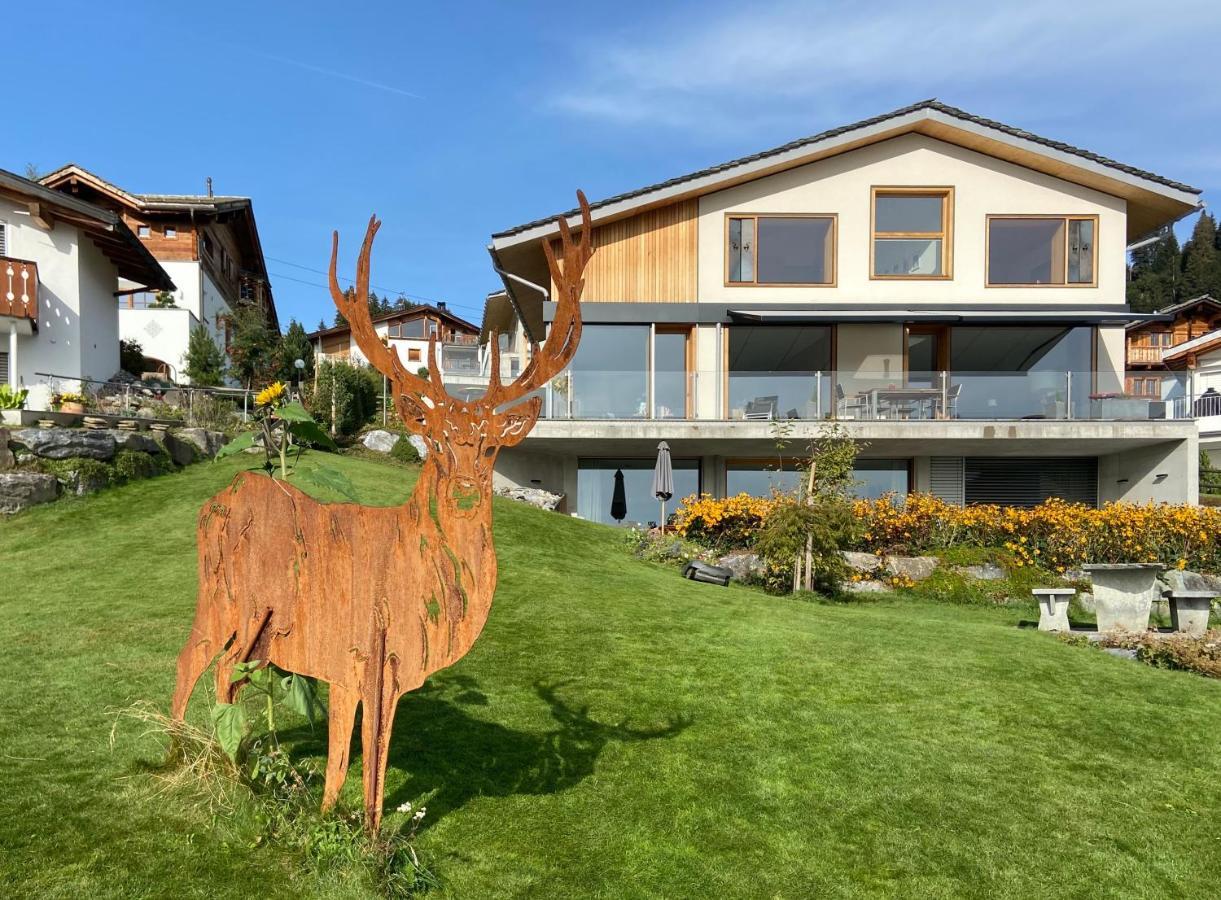 Casa Admisa, Spektakulaere Aussicht, Ski In And Out, Hochwertige Einrichtung, Valserstein Und Eiche Flims Exterior foto